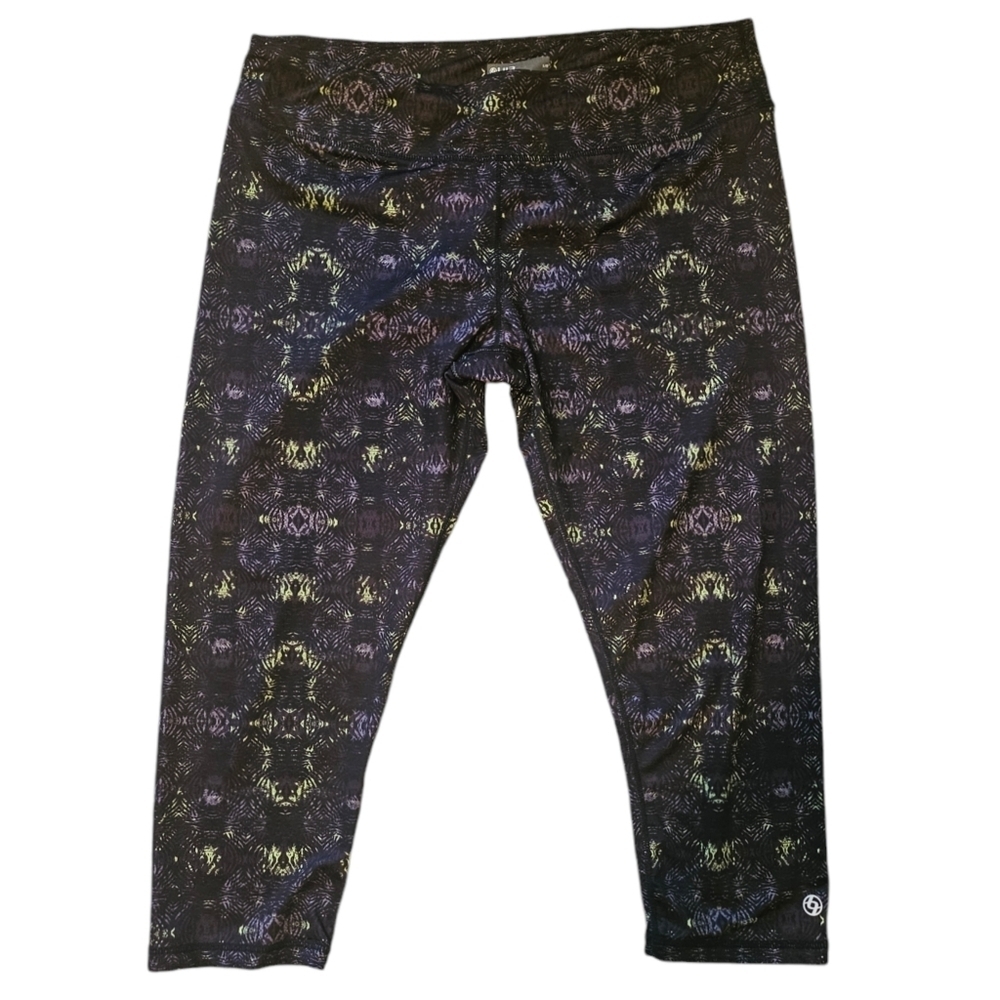 Lija Active Workout Capri Leggings